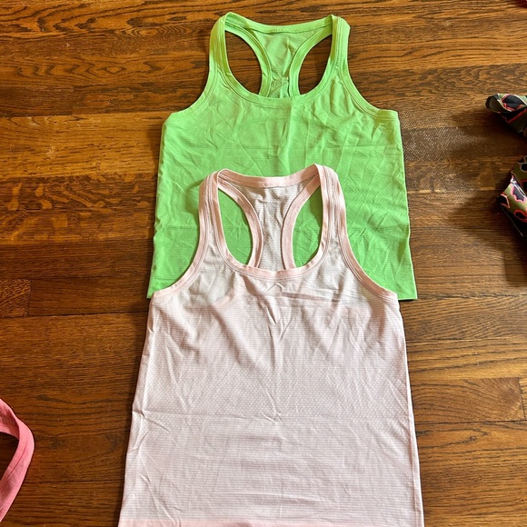 Swiftly Tech Racerback Tank Top 2.0
Race Length - Picture 2 of 5